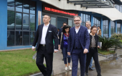 熱烈歡迎意大利圭迪佐洛市市長一行蒞臨我司參觀！